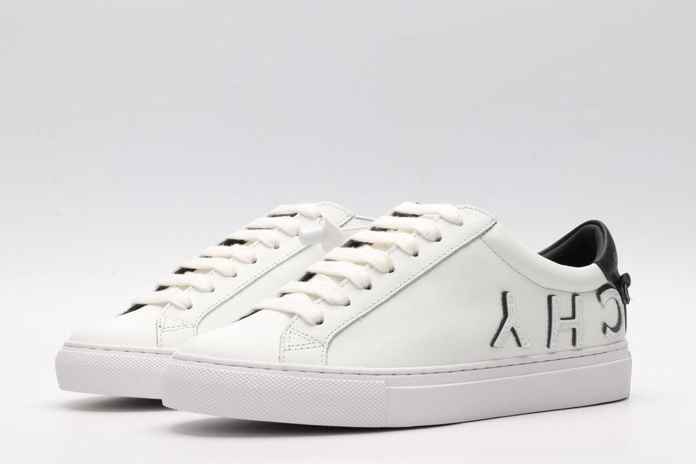 G*IVENCHY sneaker